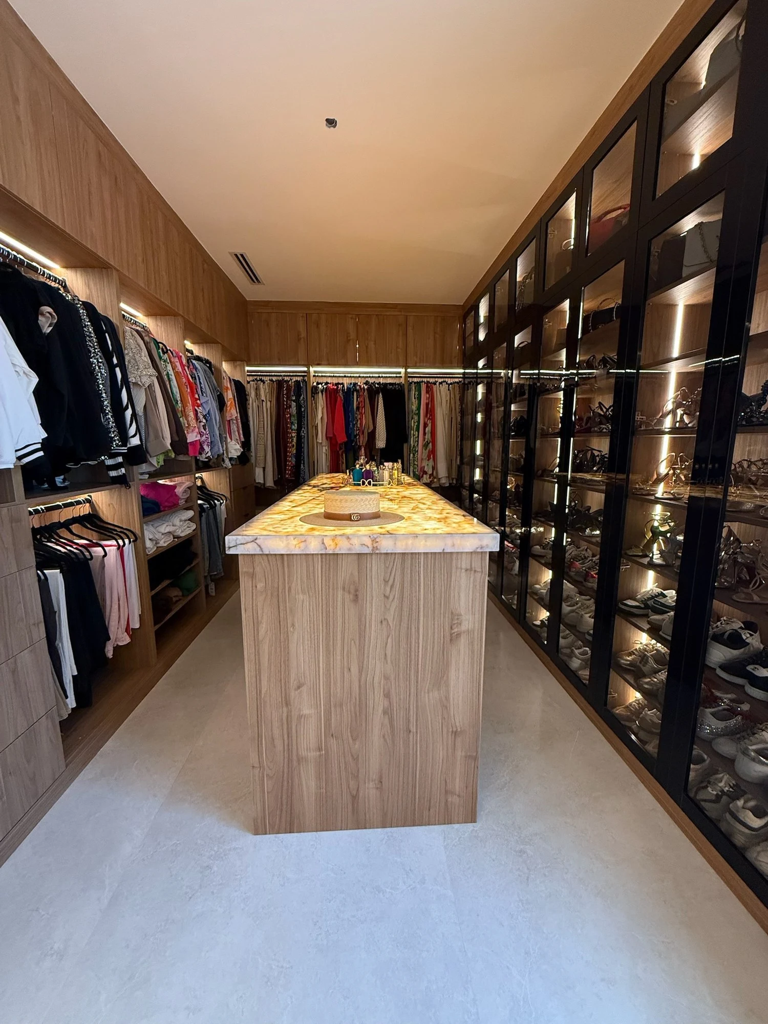 Custom closet by Closet Detail