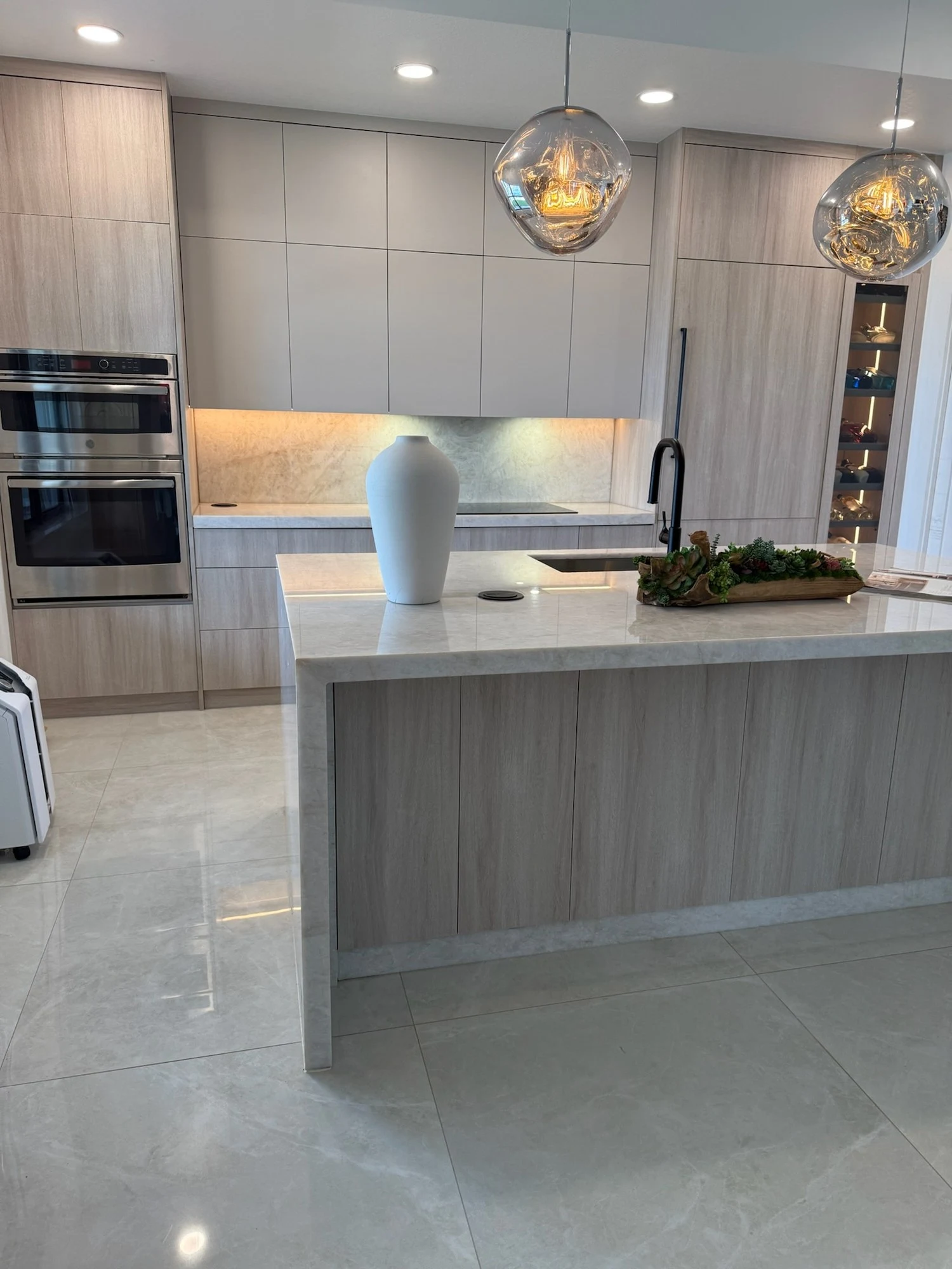 Custom kitchen by Closet Detail