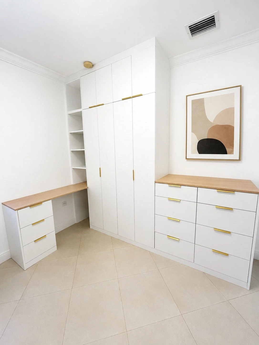 Home office by Closet Detail